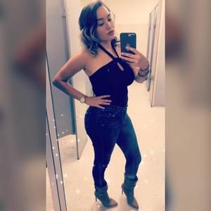 Meet your Posher, Abby